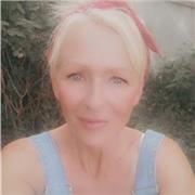 A professional in business, breaking down barriers to learning and wellbeing delivering private tuition to adults.